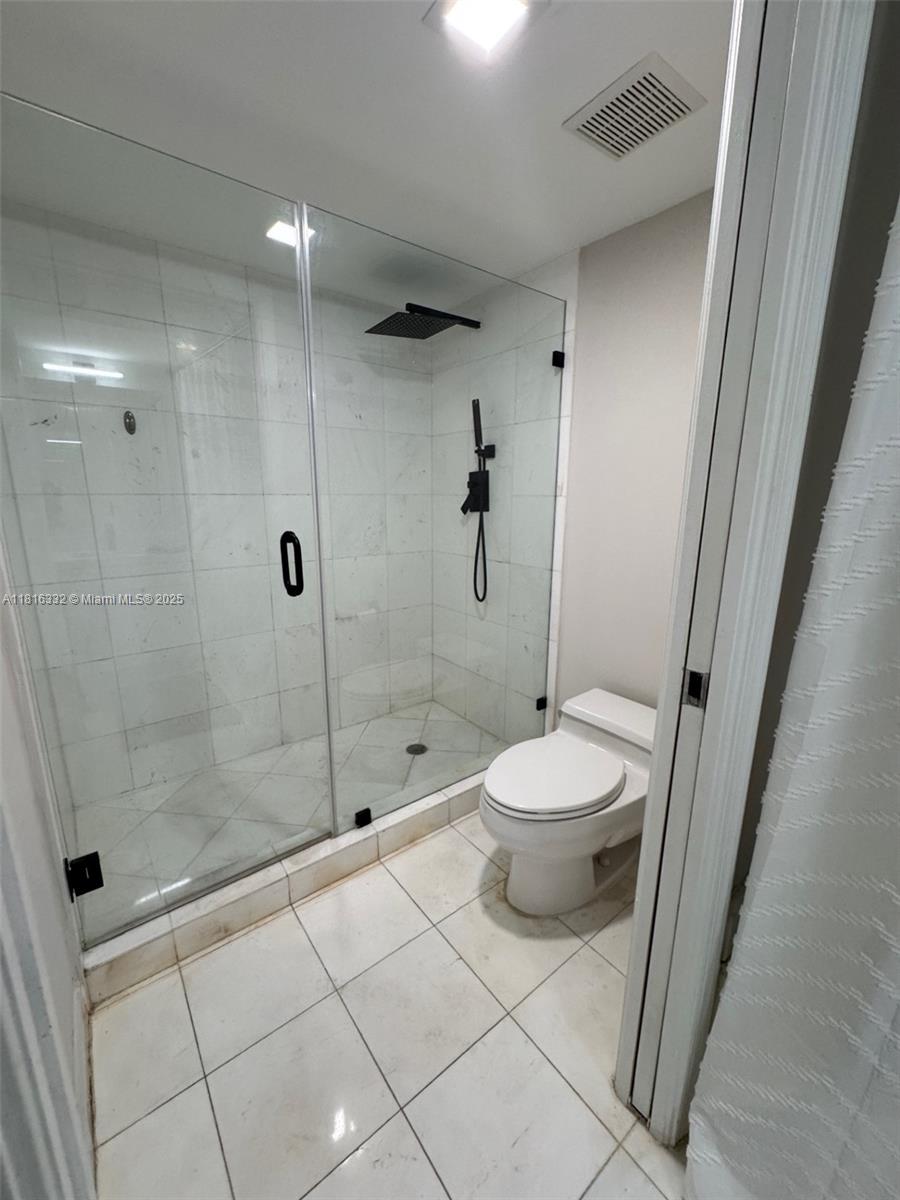 3530 Mystic Pointe Dr #1907, Aventura FL 33180