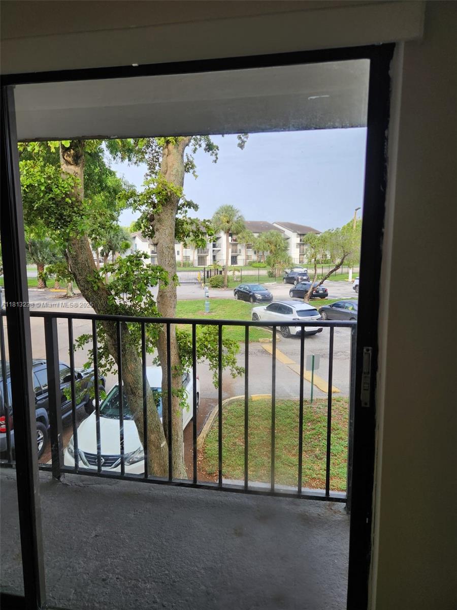 7095 NW 179th St #206, Hialeah, Florida image 15