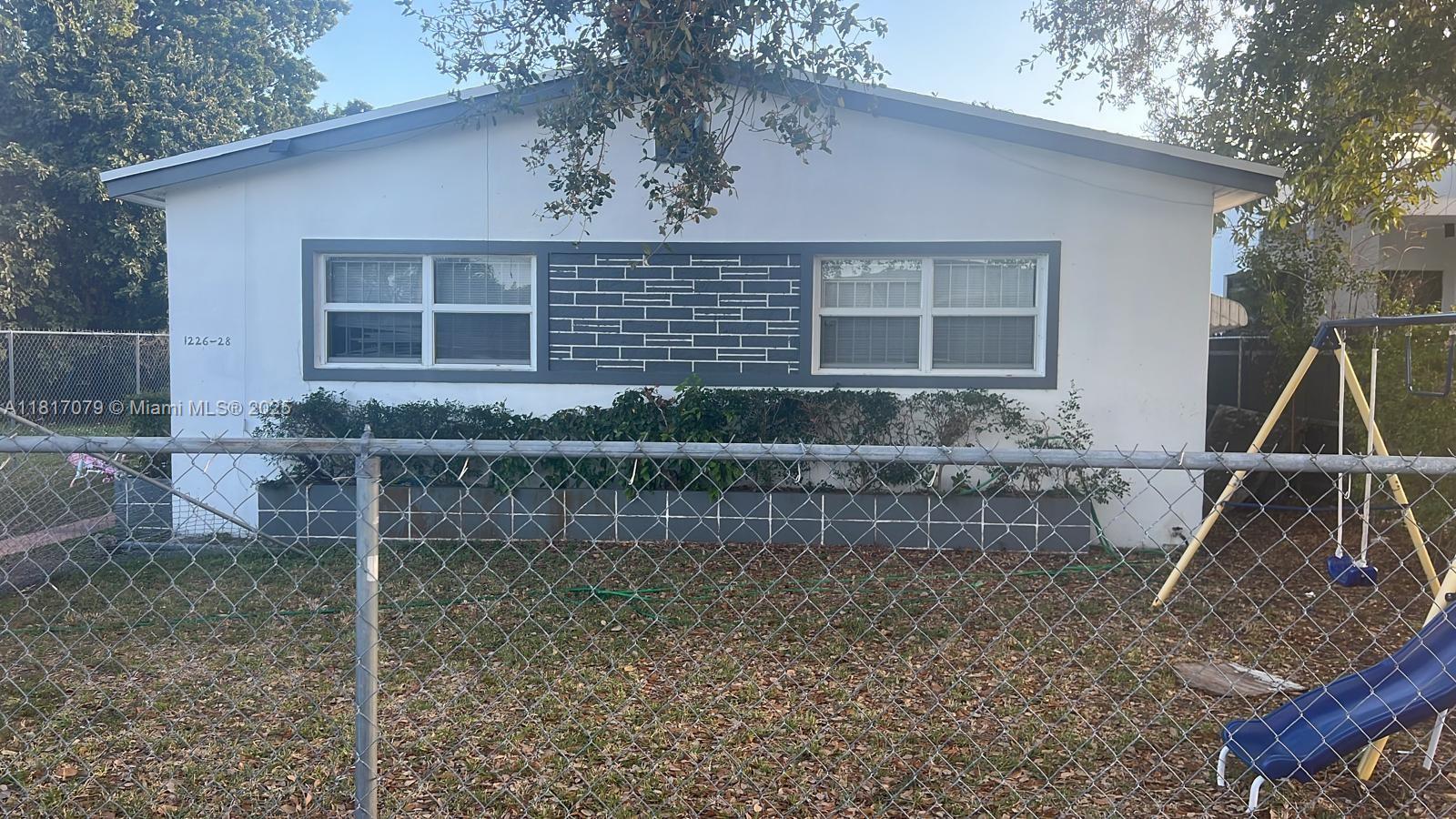 1226 NE 112th St, Miami, Florida image 15