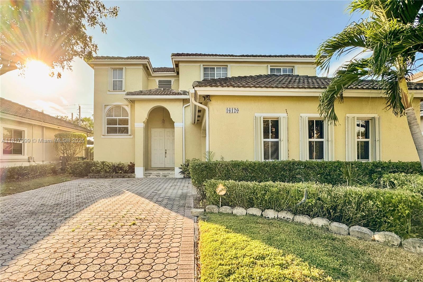 16120 SW 91st Ct, Palmetto Bay, Florida image 2