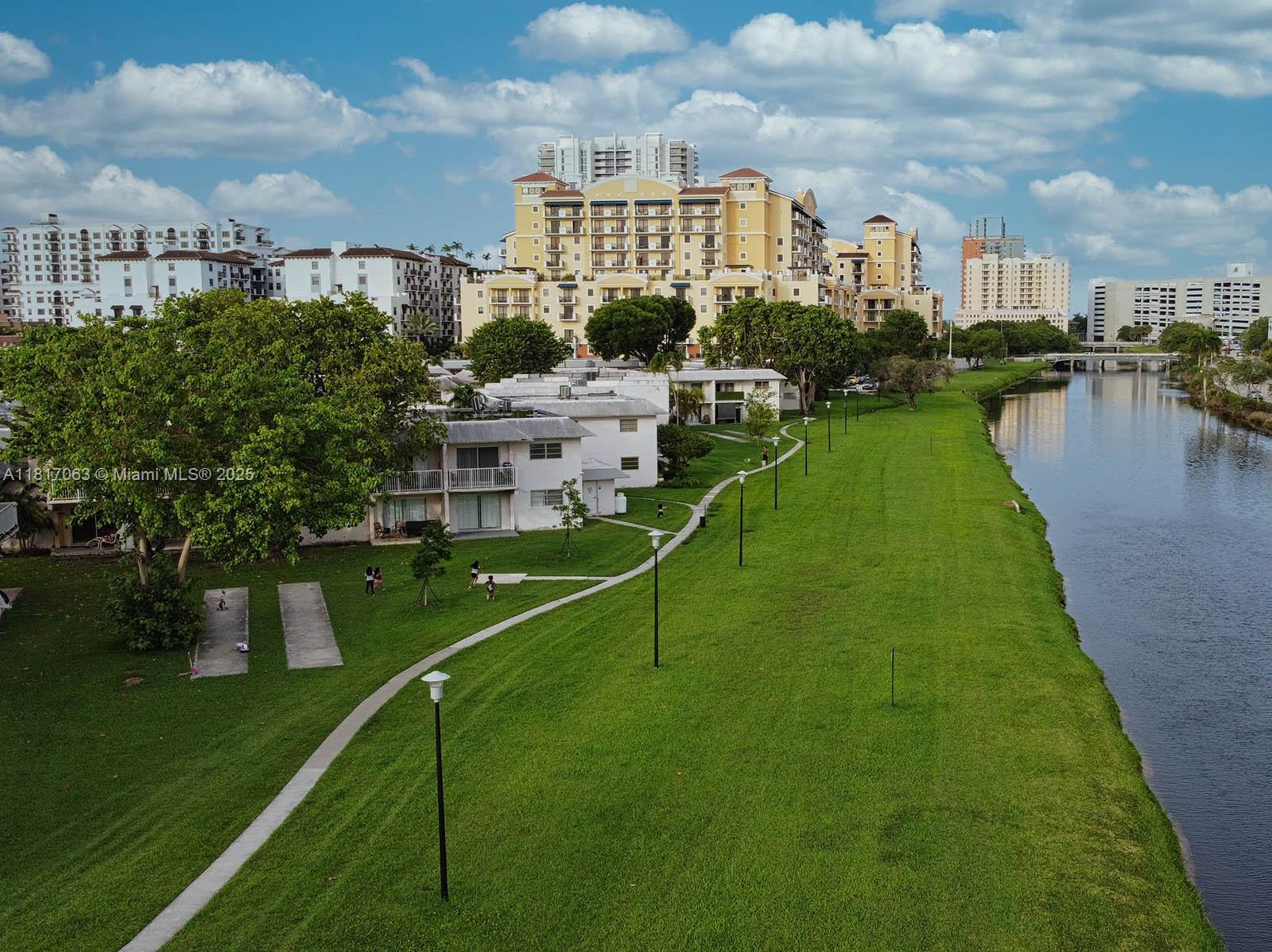 7530 SW 82nd St #G203, Miami, Florida image 23