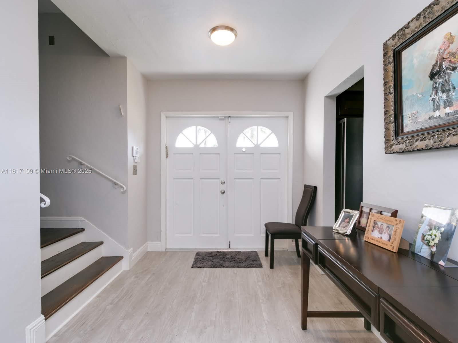 1121 NE 175th St, North Miami Beach, Florida image 6