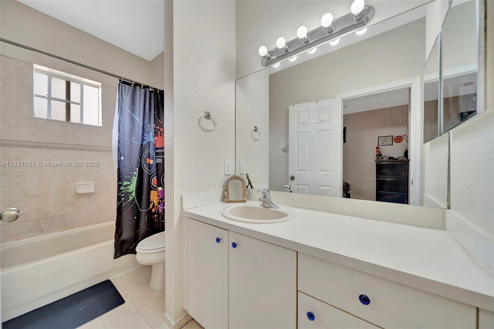 530 Saint Michelle Way, Margate, Florida image 25
