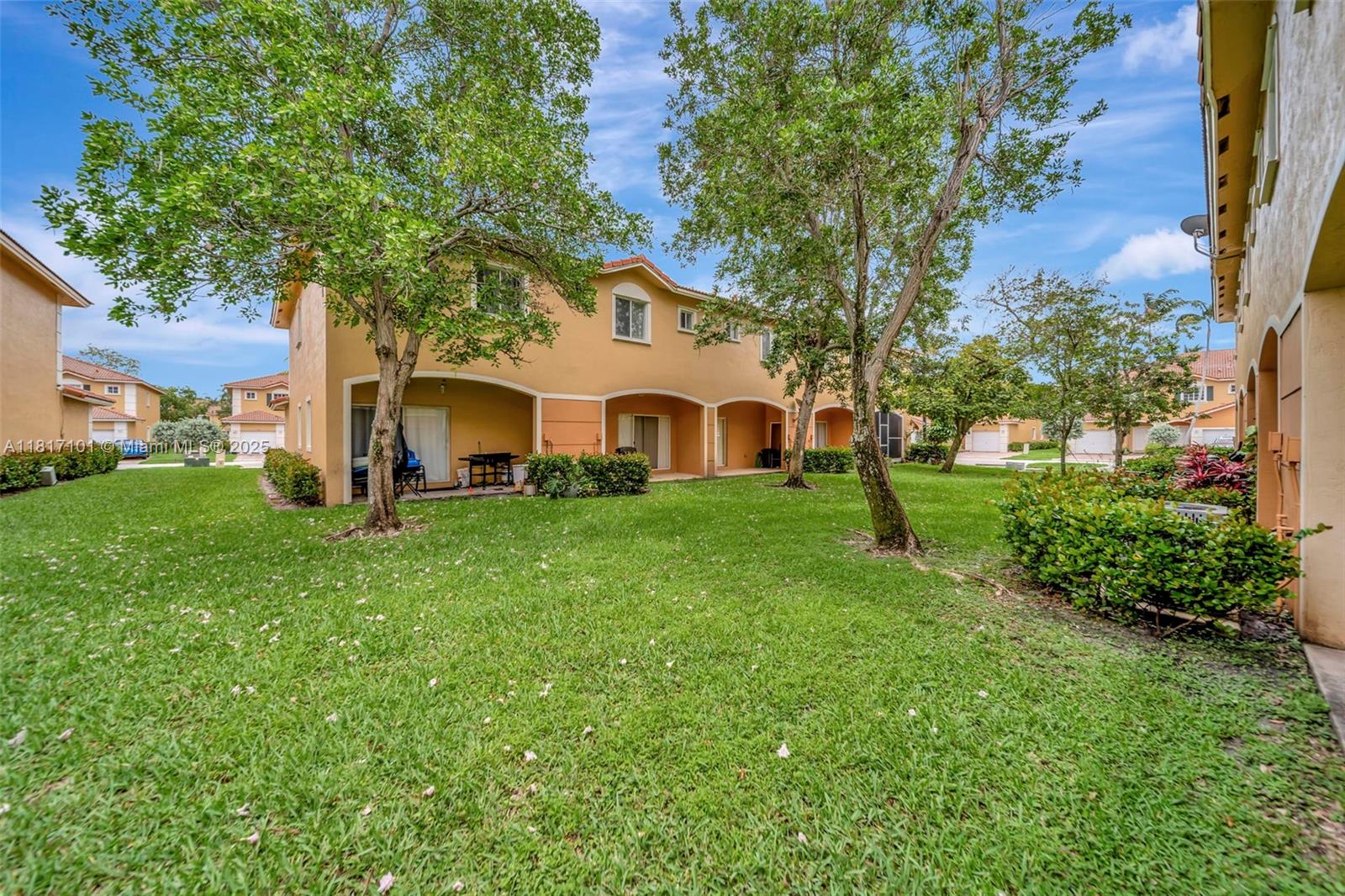 530 Saint Michelle Way, Margate, Florida image 27
