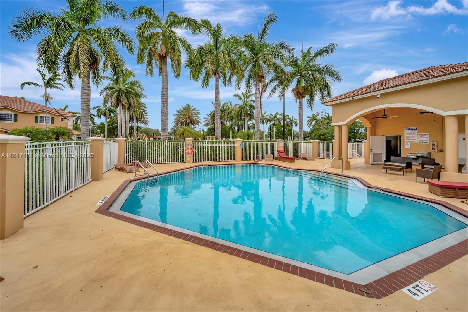 530 Saint Michelle Way, Margate, Florida image 31