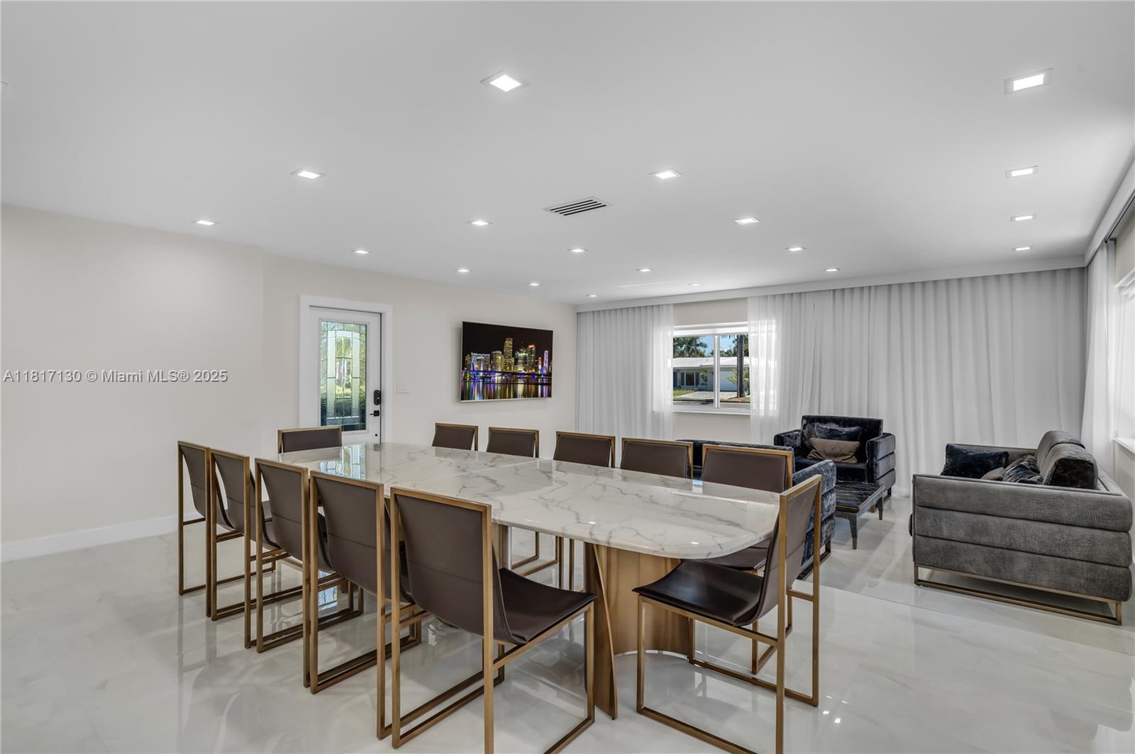 1045 Hollywood Blvd, Hollywood, Florida image 14