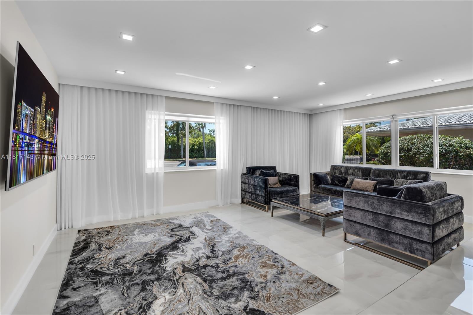 Property photo # 6