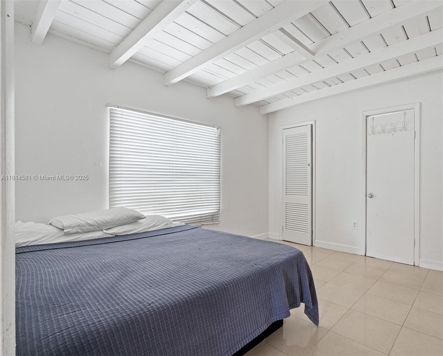 1728 NE 179th St, North Miami Beach, Florida image 11
