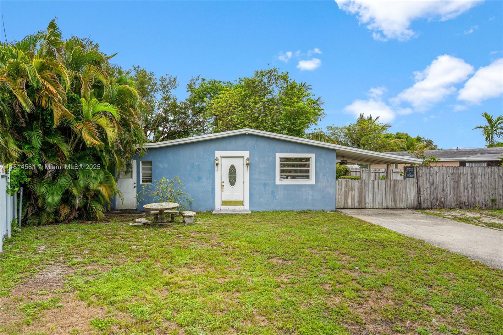 1728 NE 179th St, North Miami Beach, Florida image 2