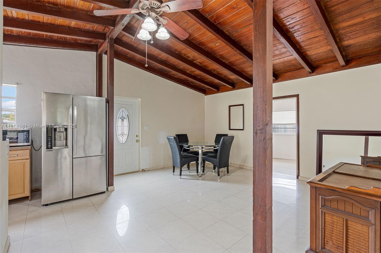 1728 NE 179th St, North Miami Beach, Florida image 2