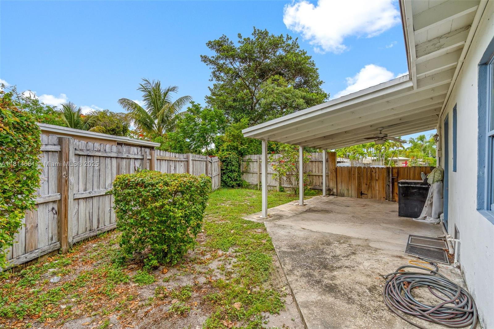 1728 NE 179th St, North Miami Beach, Florida image 24