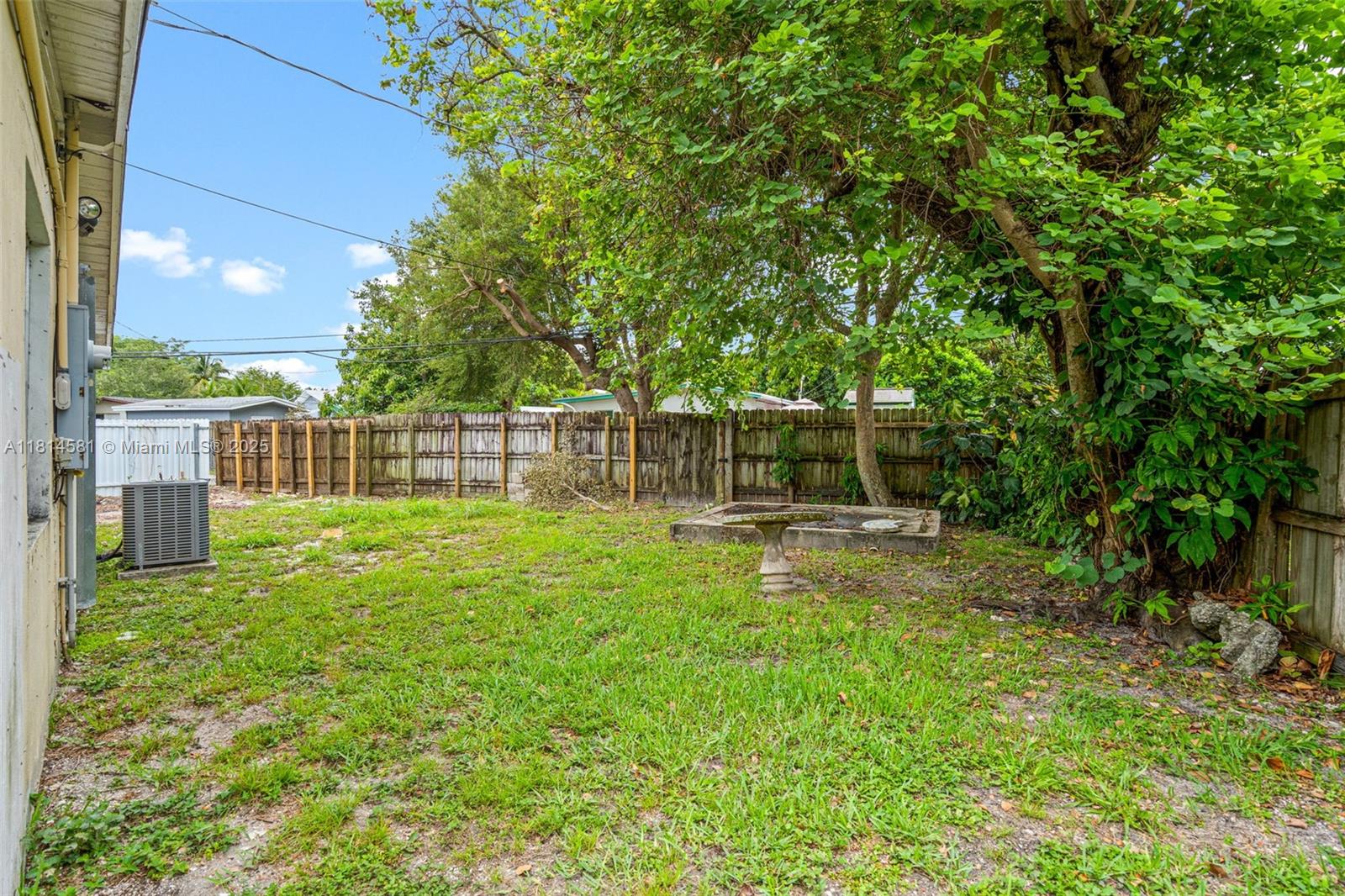 1728 NE 179th St, North Miami Beach, Florida image 25