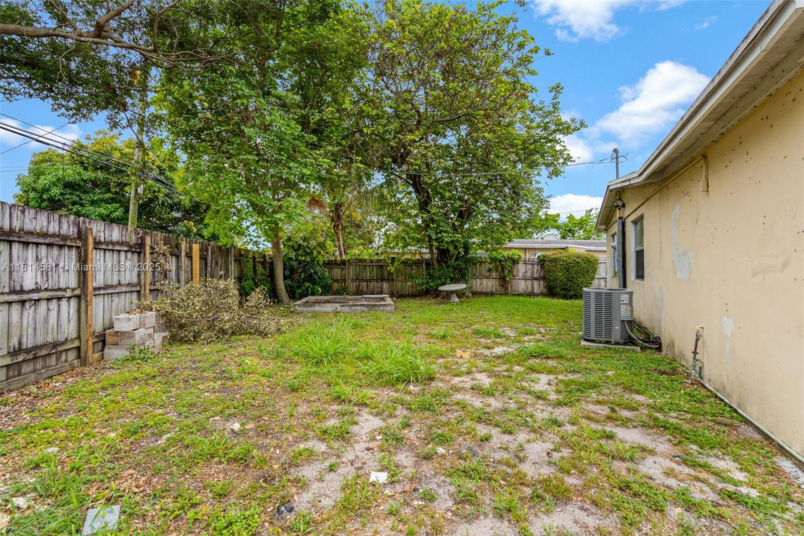 1728 NE 179th St, North Miami Beach, Florida image 28