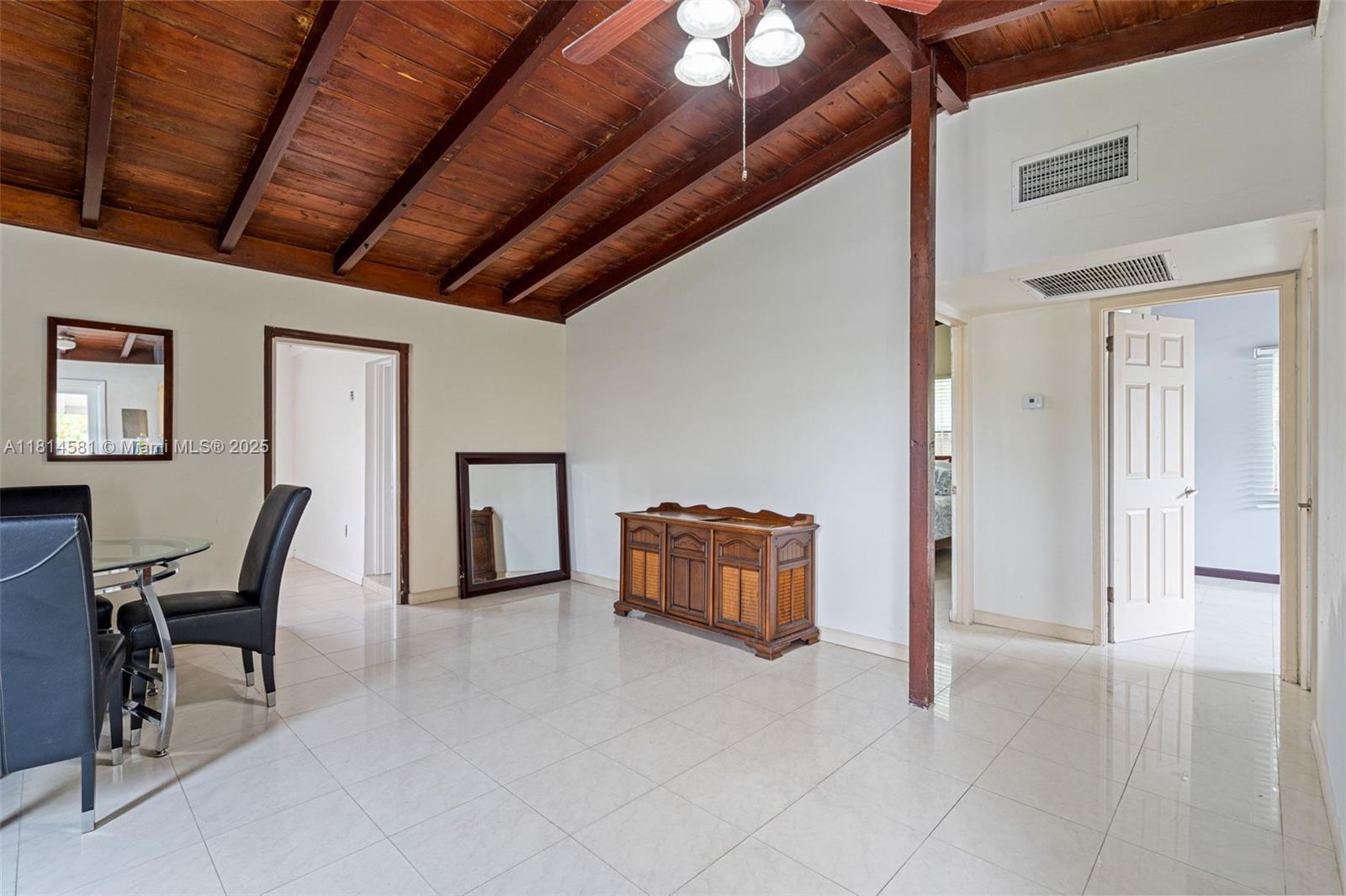 1728 NE 179th St, North Miami Beach, Florida image 5