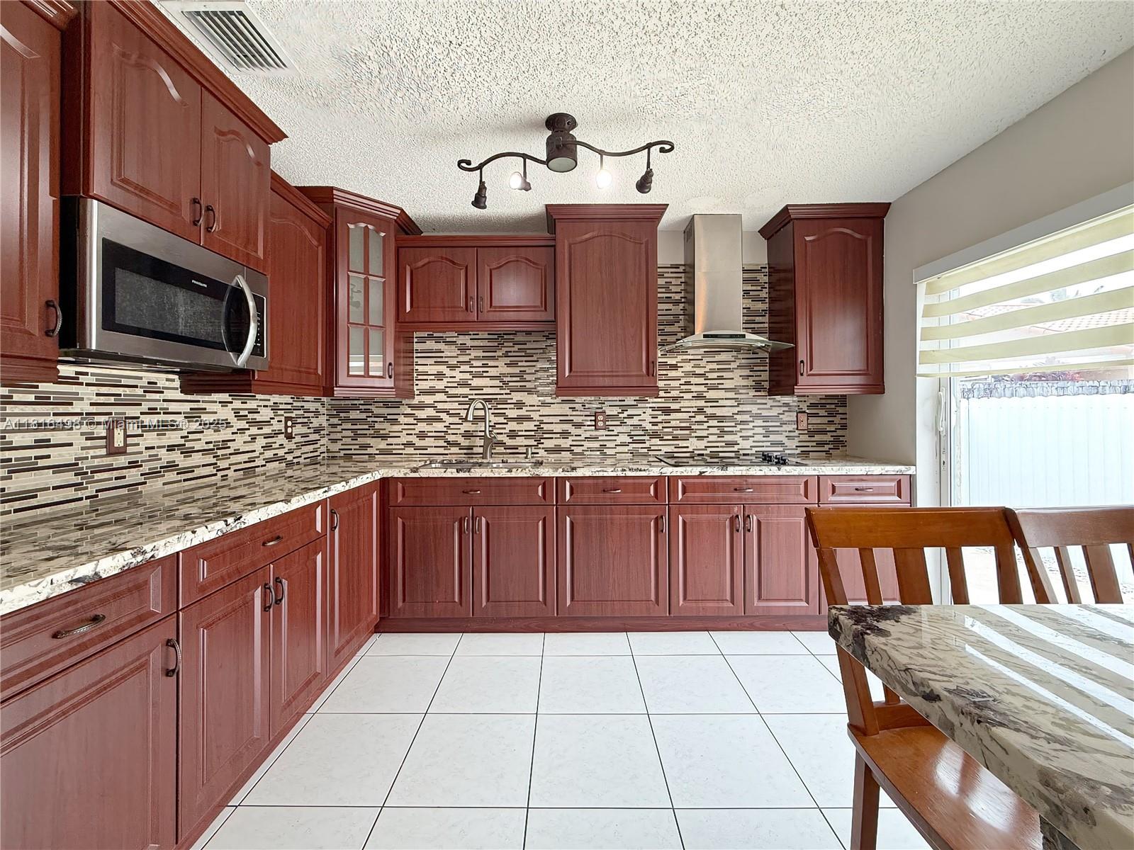 14945 SW 38th St, Miami, Florida image 9