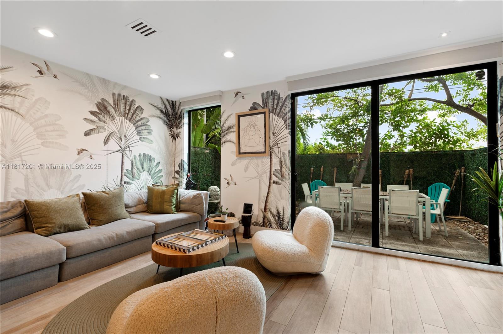 Property photo # 4