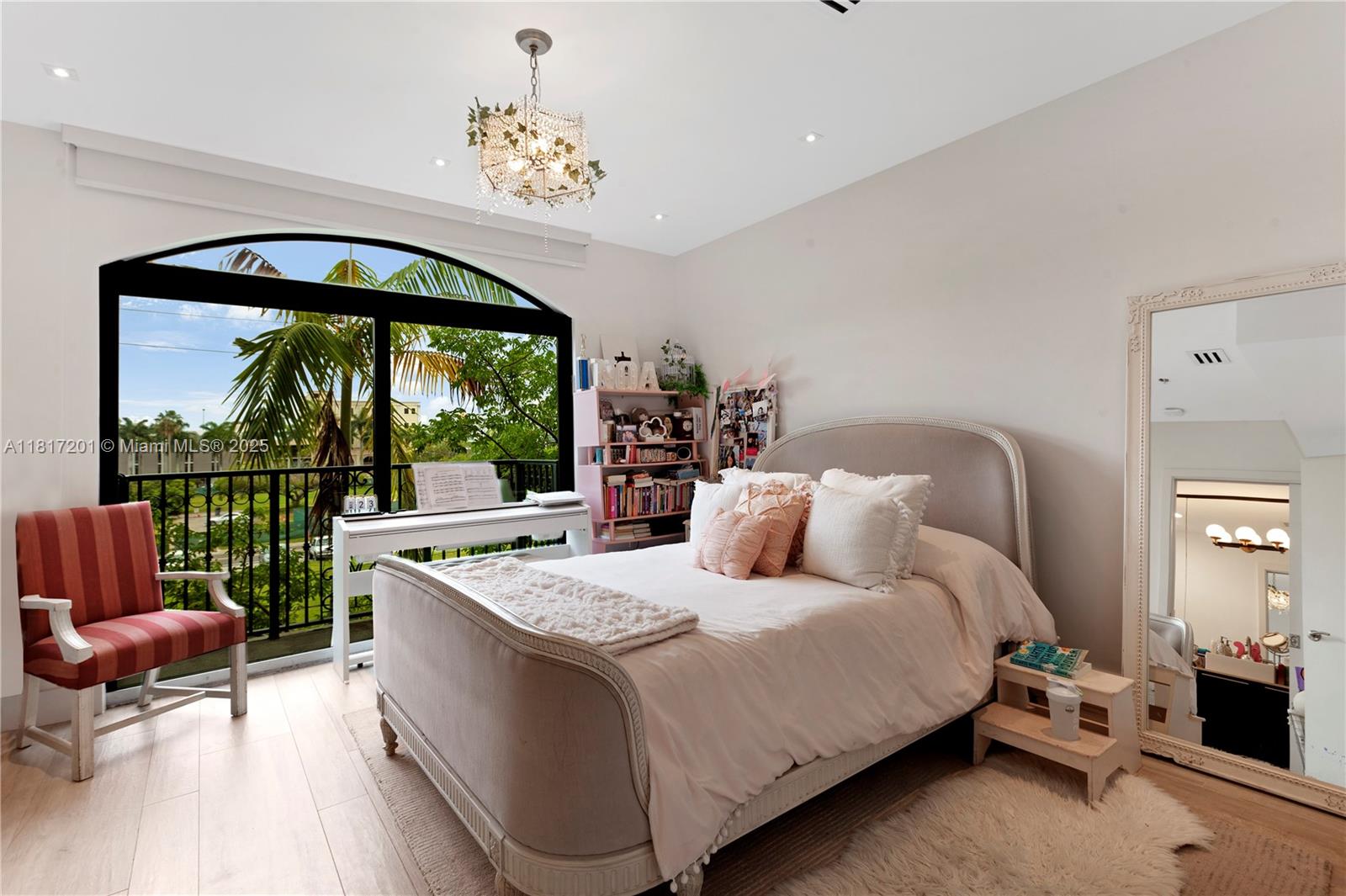 Property photo # 7