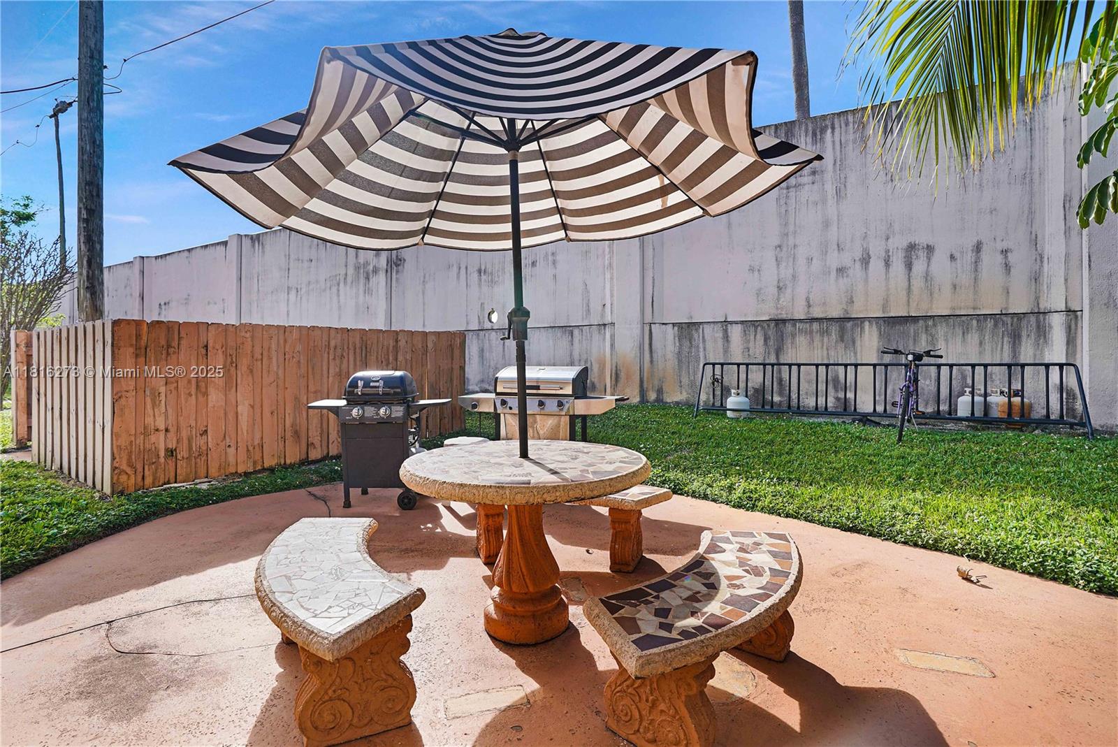 820 SW 11th Ave #18B, Hallandale Beach, Florida image 18