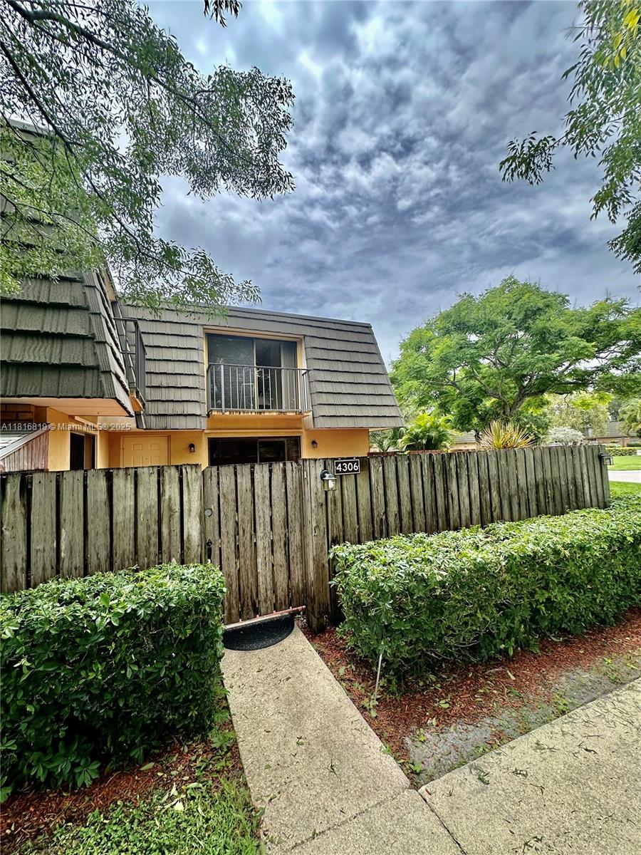 4306 43rd Way, West Palm Beach, Florida image 24