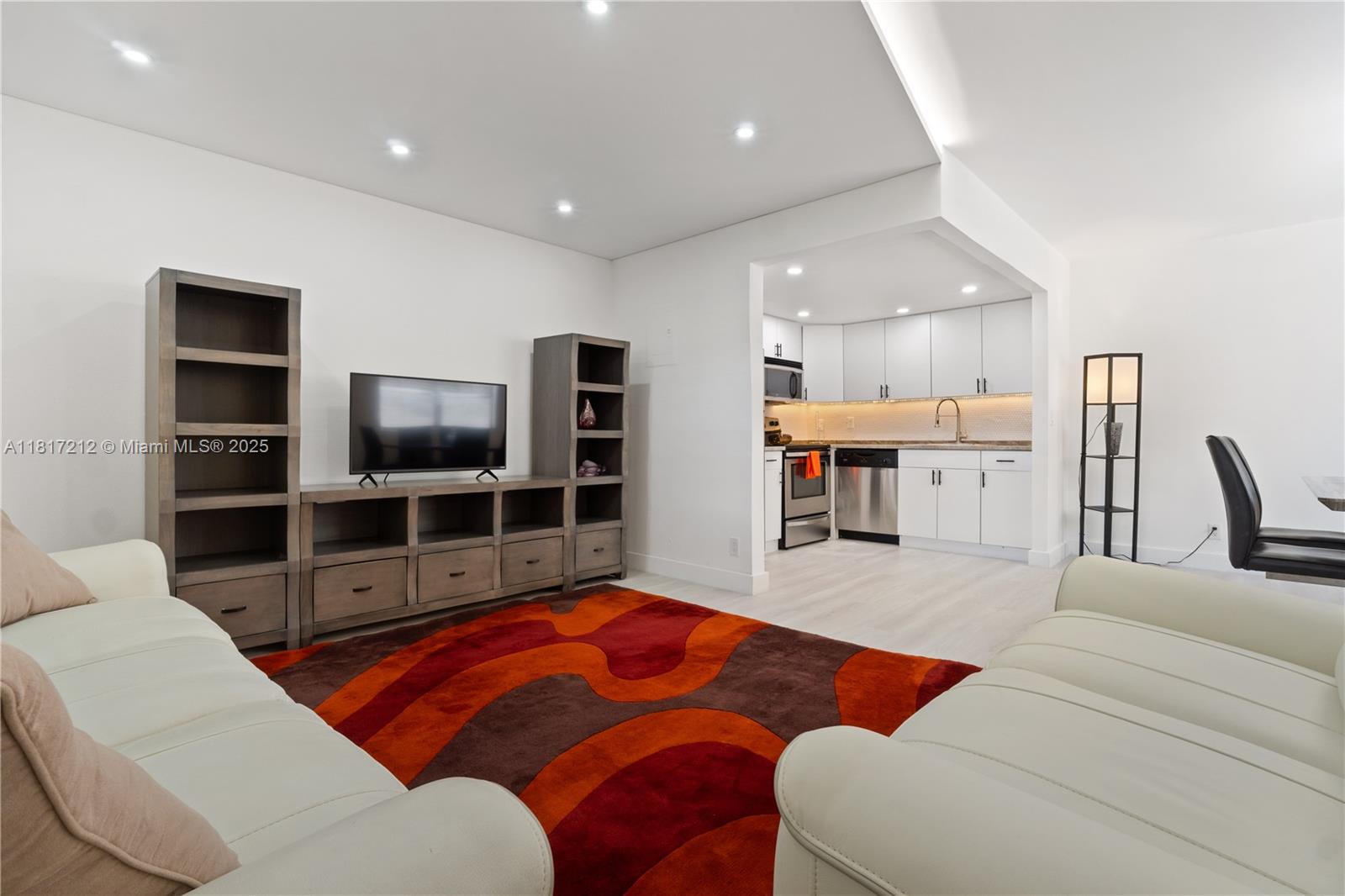 Property photo # 6