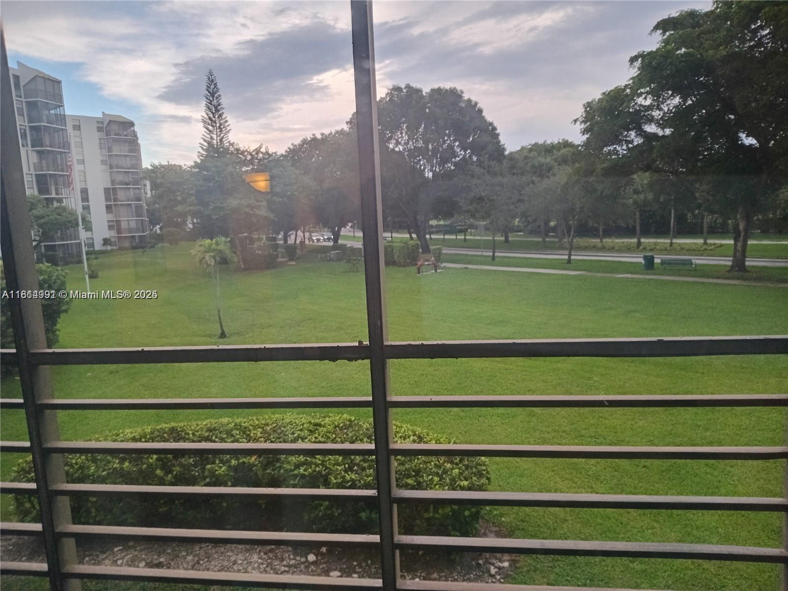20400 SW Country Club Dr #209, Aventura, Florida image 1
