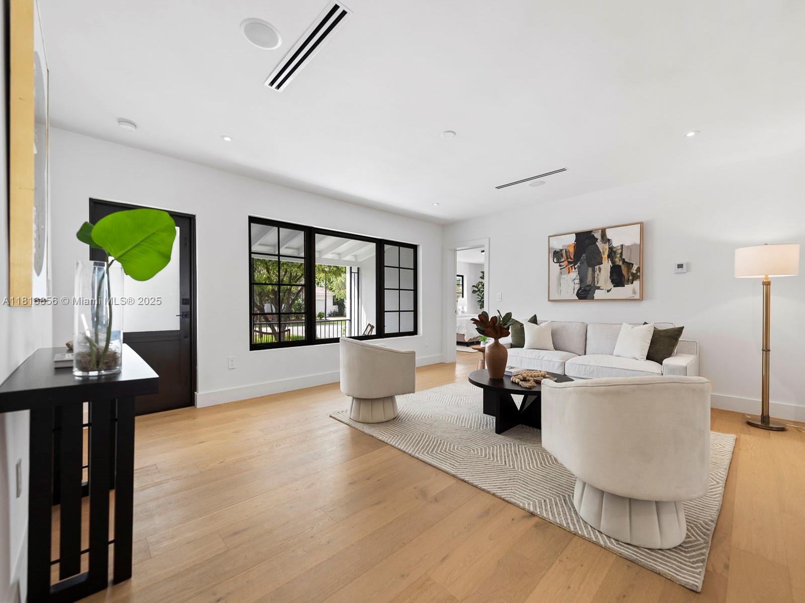 39 Palermo Ave, Coral Gables, Florida image 12