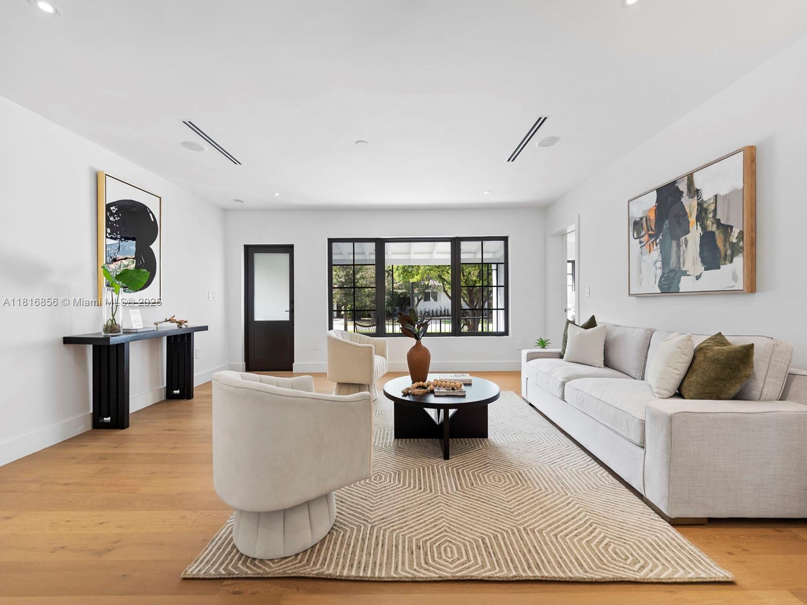 39 Palermo Ave, Coral Gables, Florida image 13