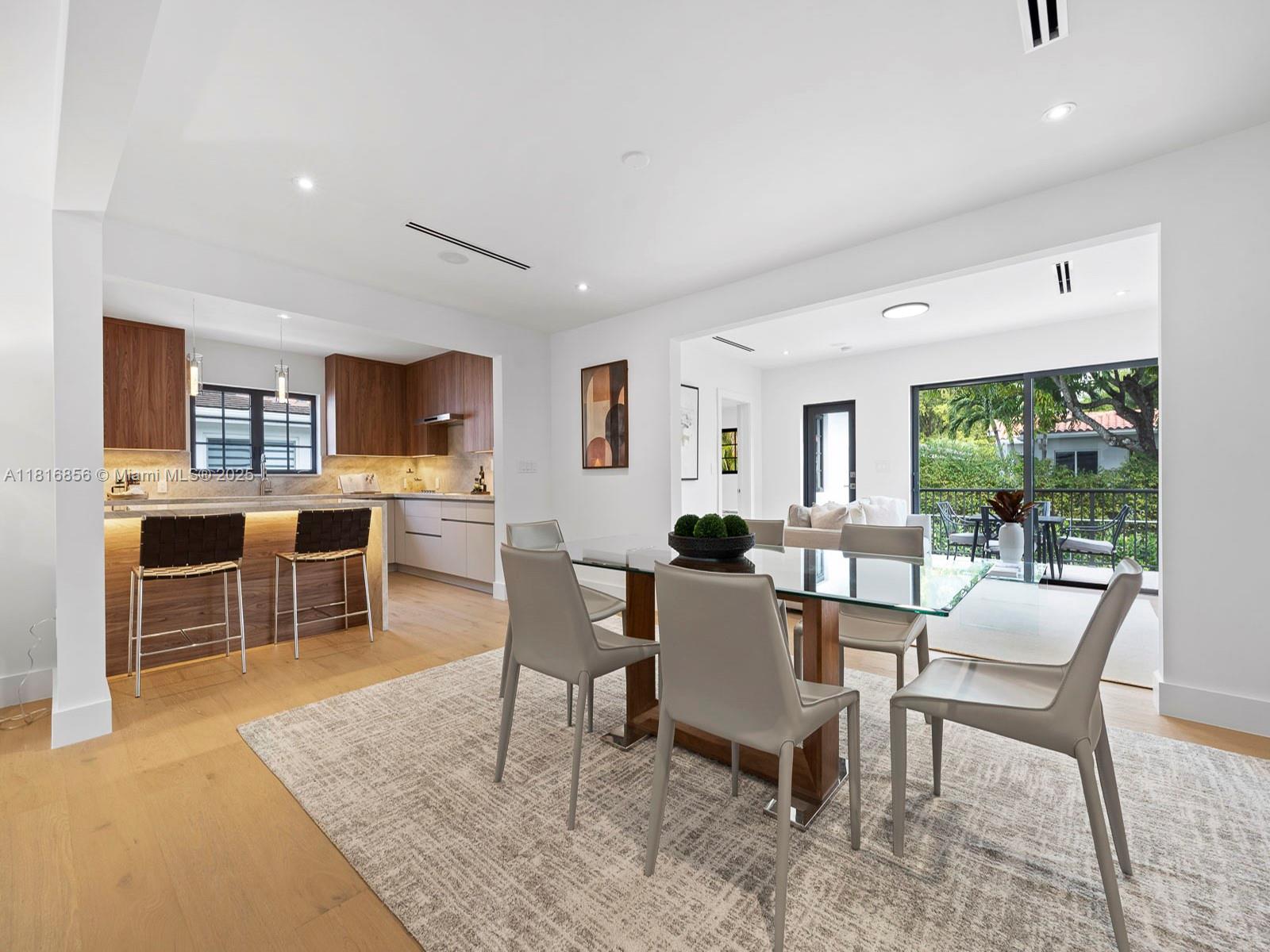 39 Palermo Ave, Coral Gables, Florida image 14