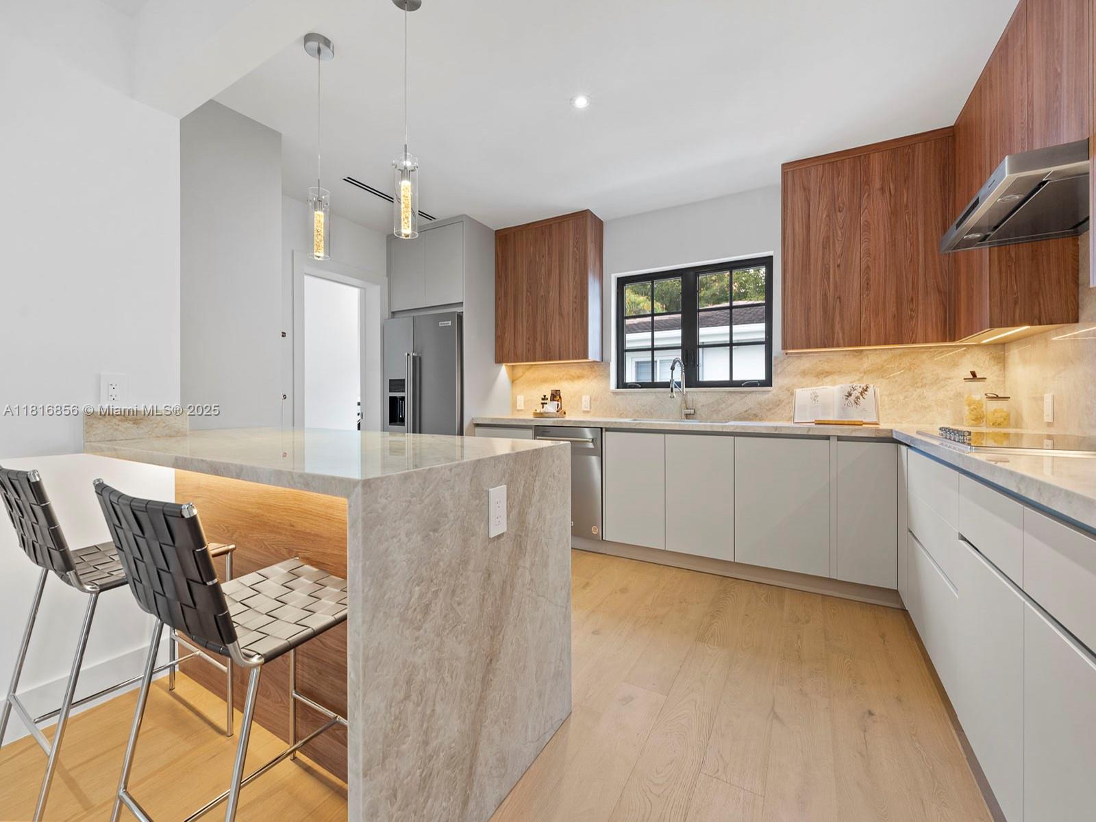39 Palermo Ave, Coral Gables, Florida image 18