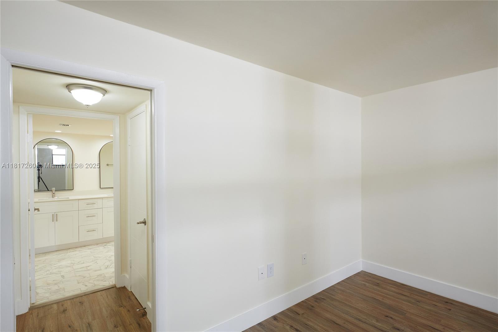 5845 Collins Ave #304, Miami Beach, Florida image 16
