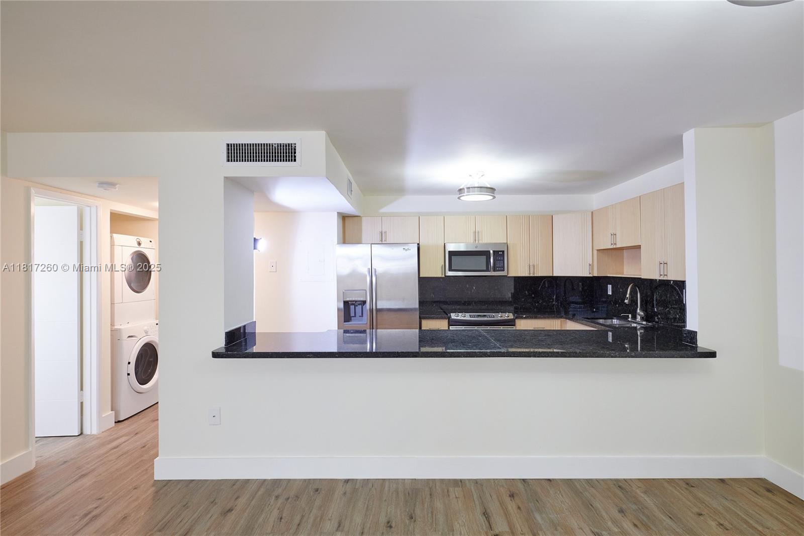 5845 Collins Ave #304, Miami Beach, Florida image 2
