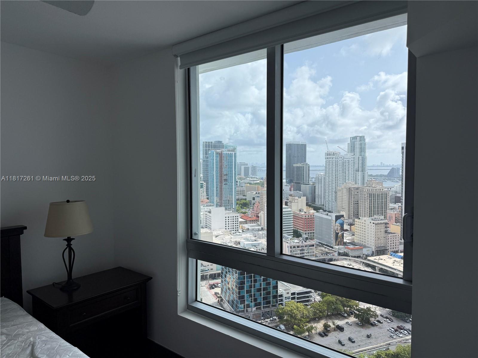 350 S Miami Ave #3707, Miami FL 33130