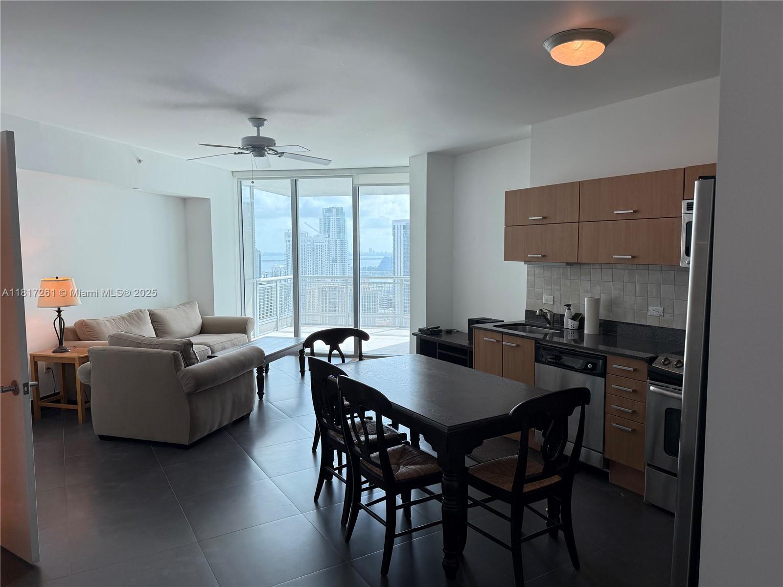350 S Miami Ave #3707, Miami FL 33130