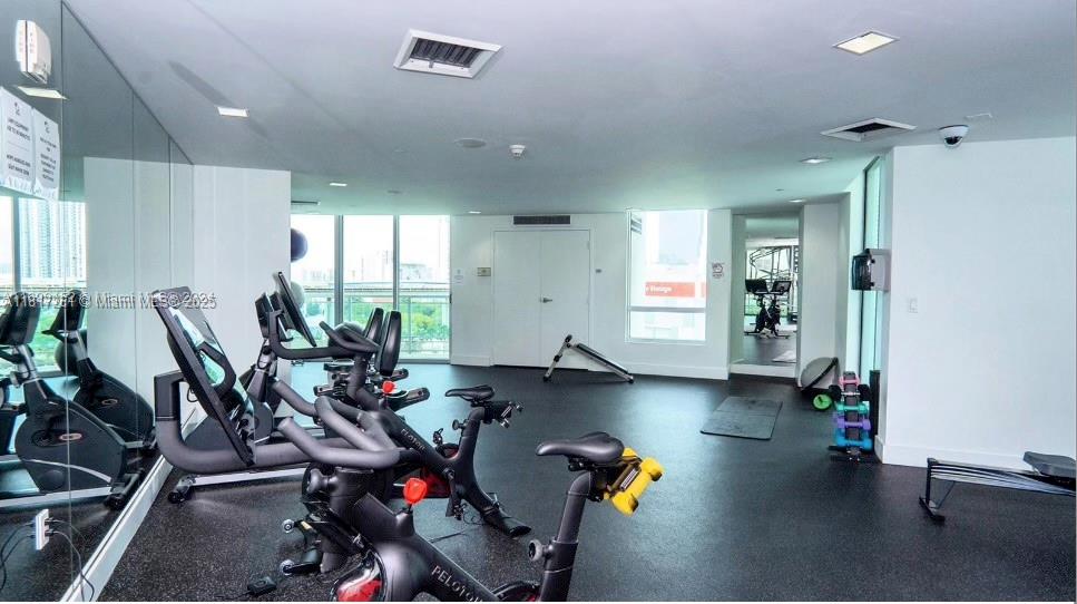 350 S Miami Ave #3707, Miami FL 33130