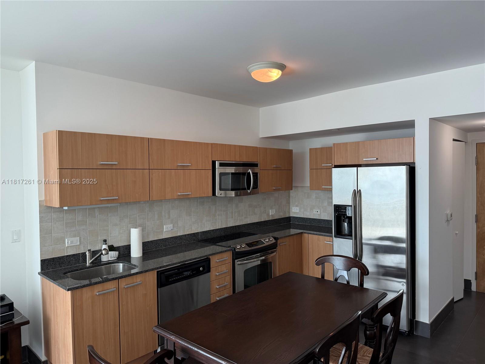 350 S Miami Ave #3707, Miami FL 33130