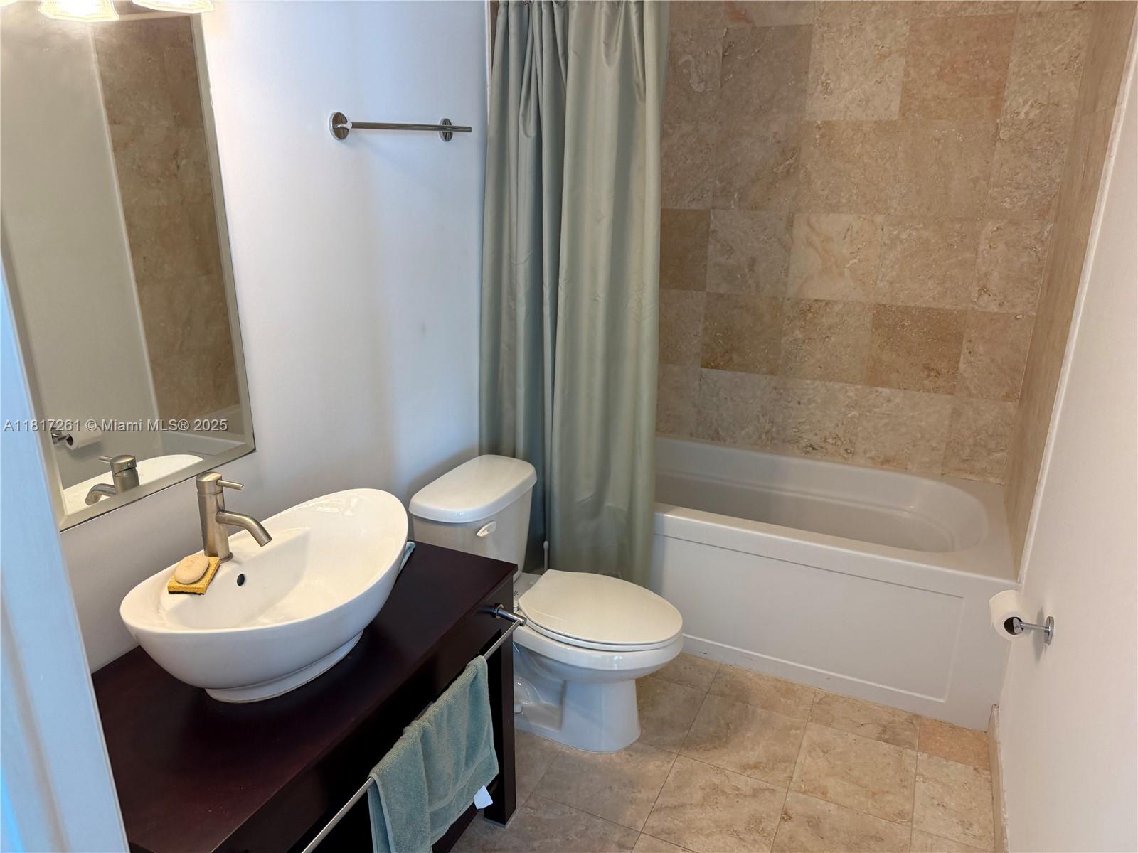 350 S Miami Ave #3707, Miami FL 33130