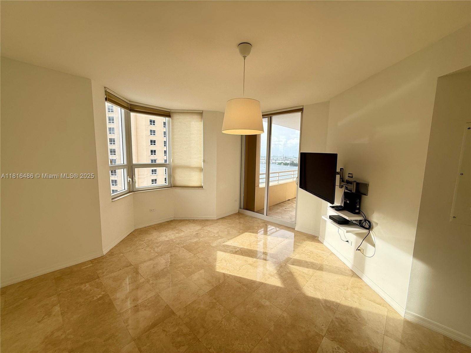 808 Brickell Key Dr #1603, Miami FL 33131