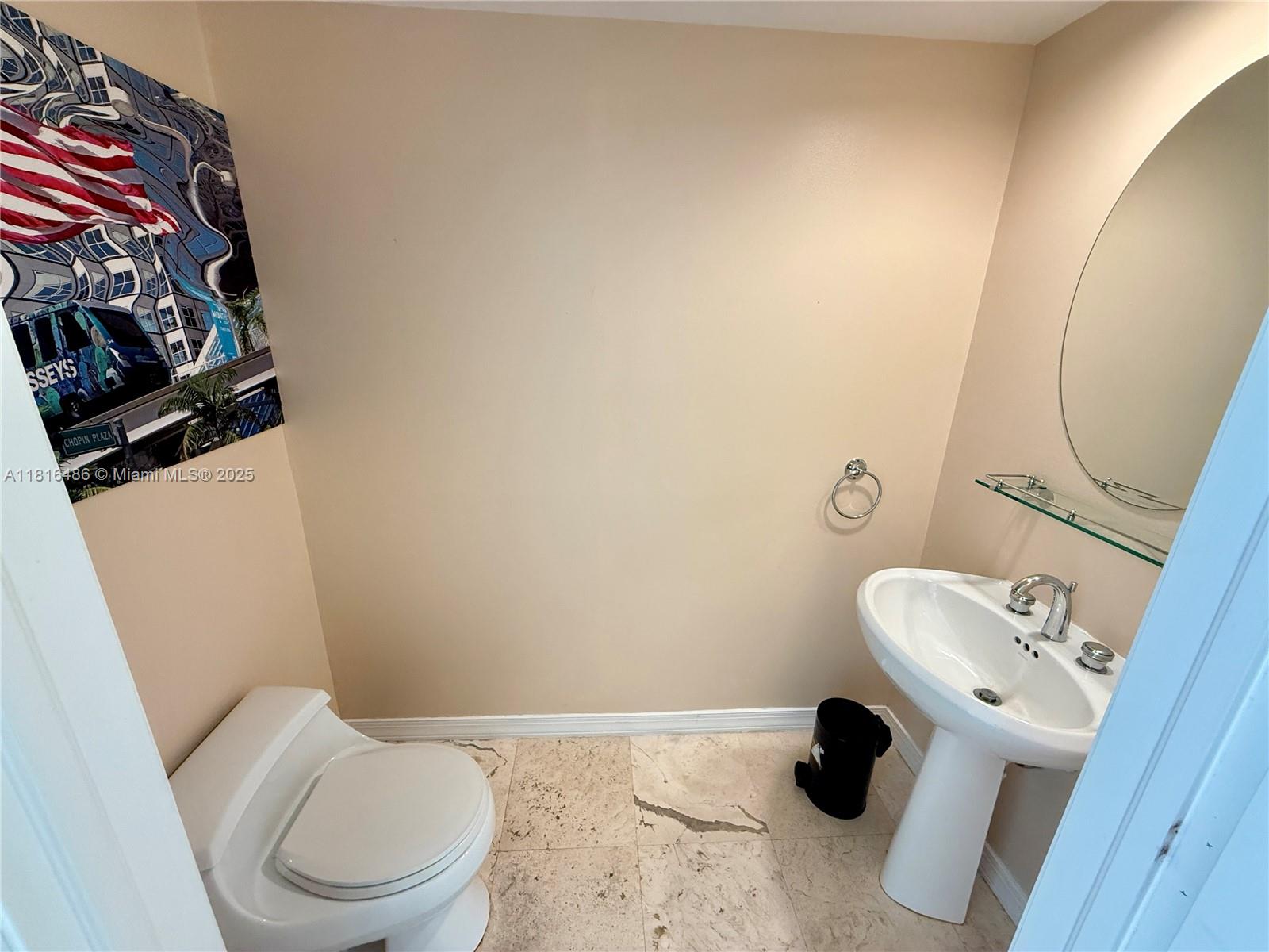 808 Brickell Key Dr #1603, Miami FL 33131