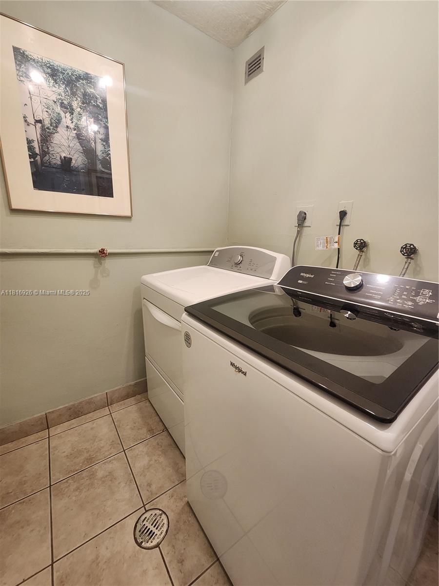 1455 West Ave #202, Miami Beach, Florida image 12