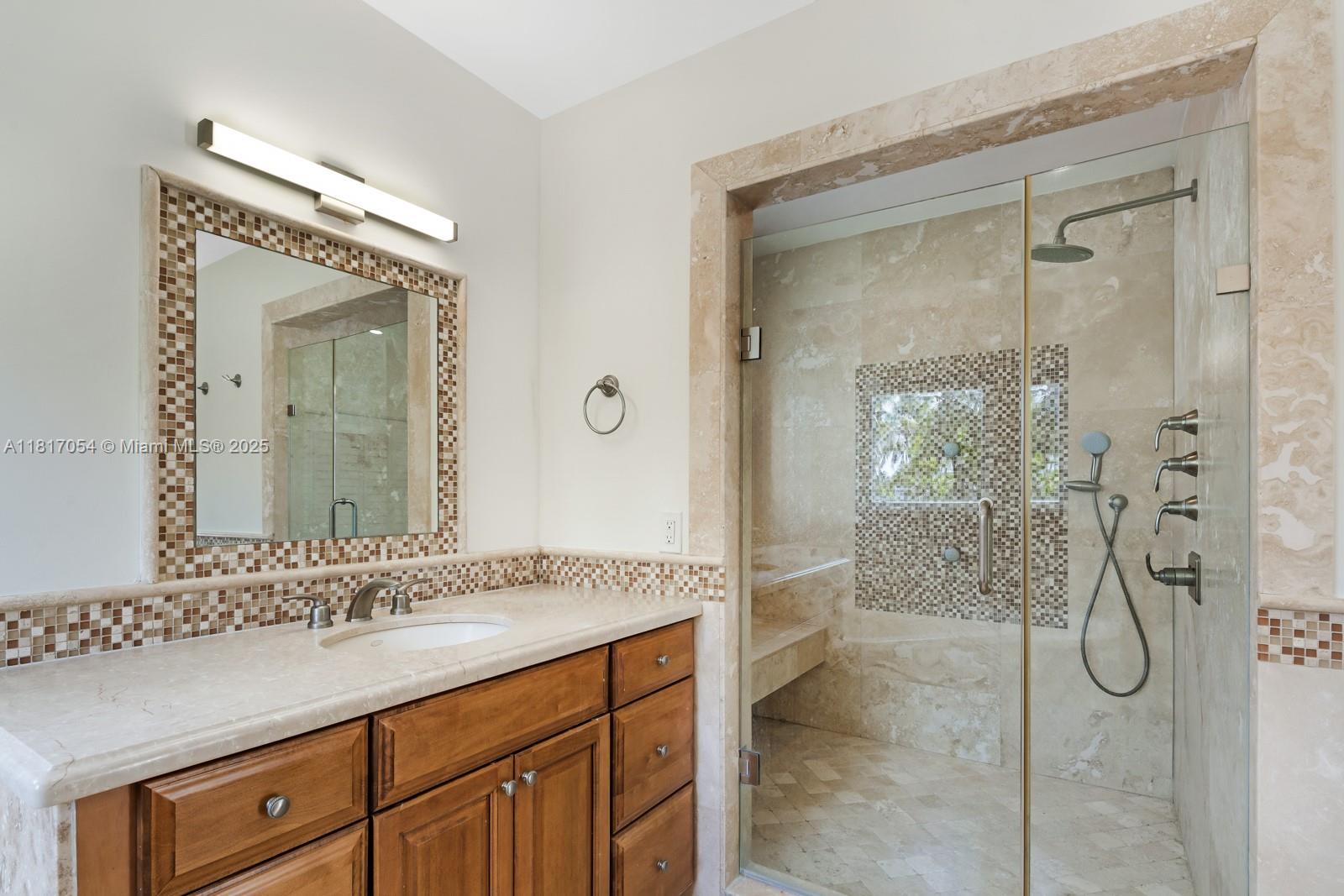 12985 Ortega Ln, North Miami, Florida image 12