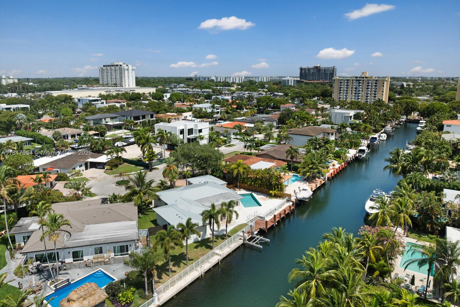 12985 Ortega Ln, North Miami, Florida image 22