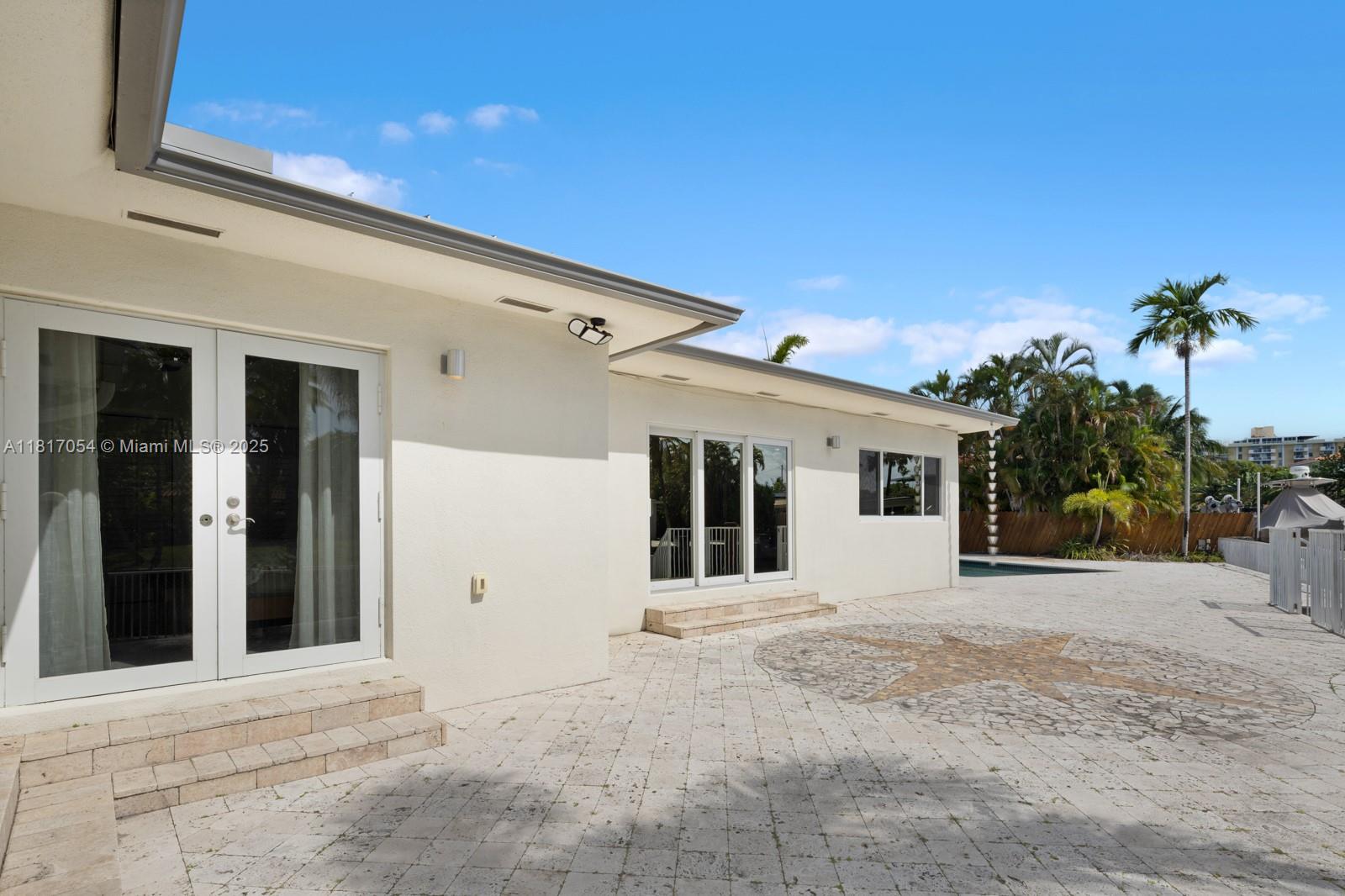 12985 Ortega Ln, North Miami, Florida image 29
