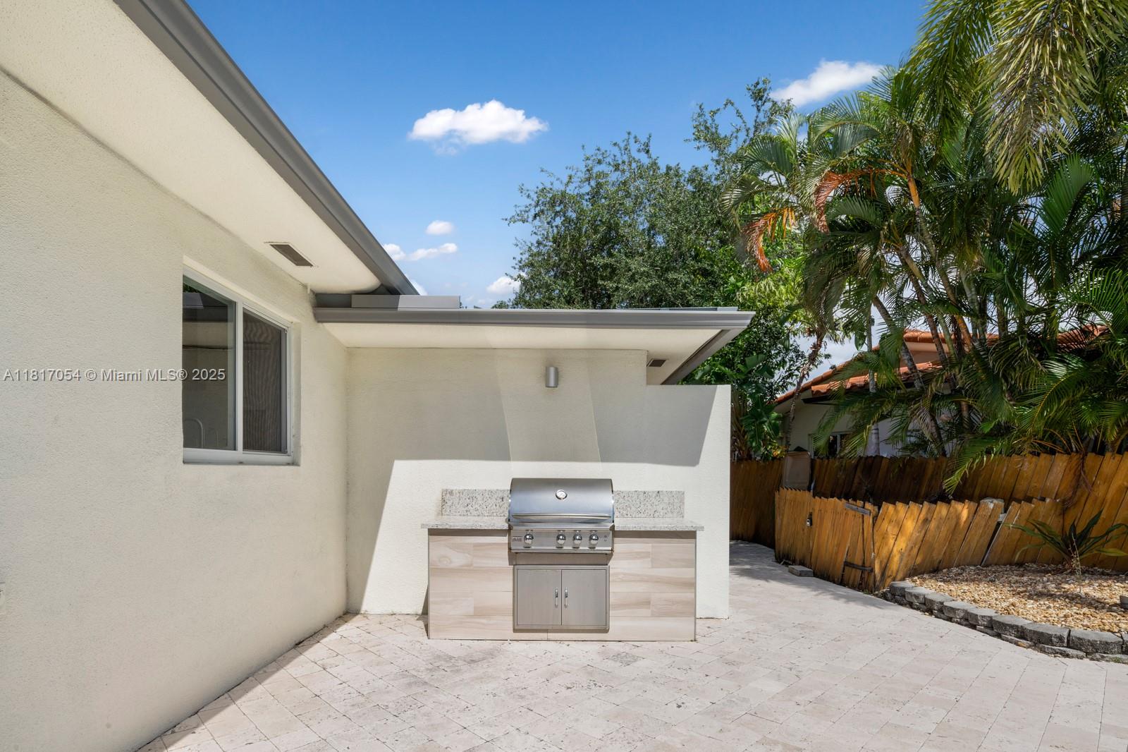 12985 Ortega Ln, North Miami, Florida image 31