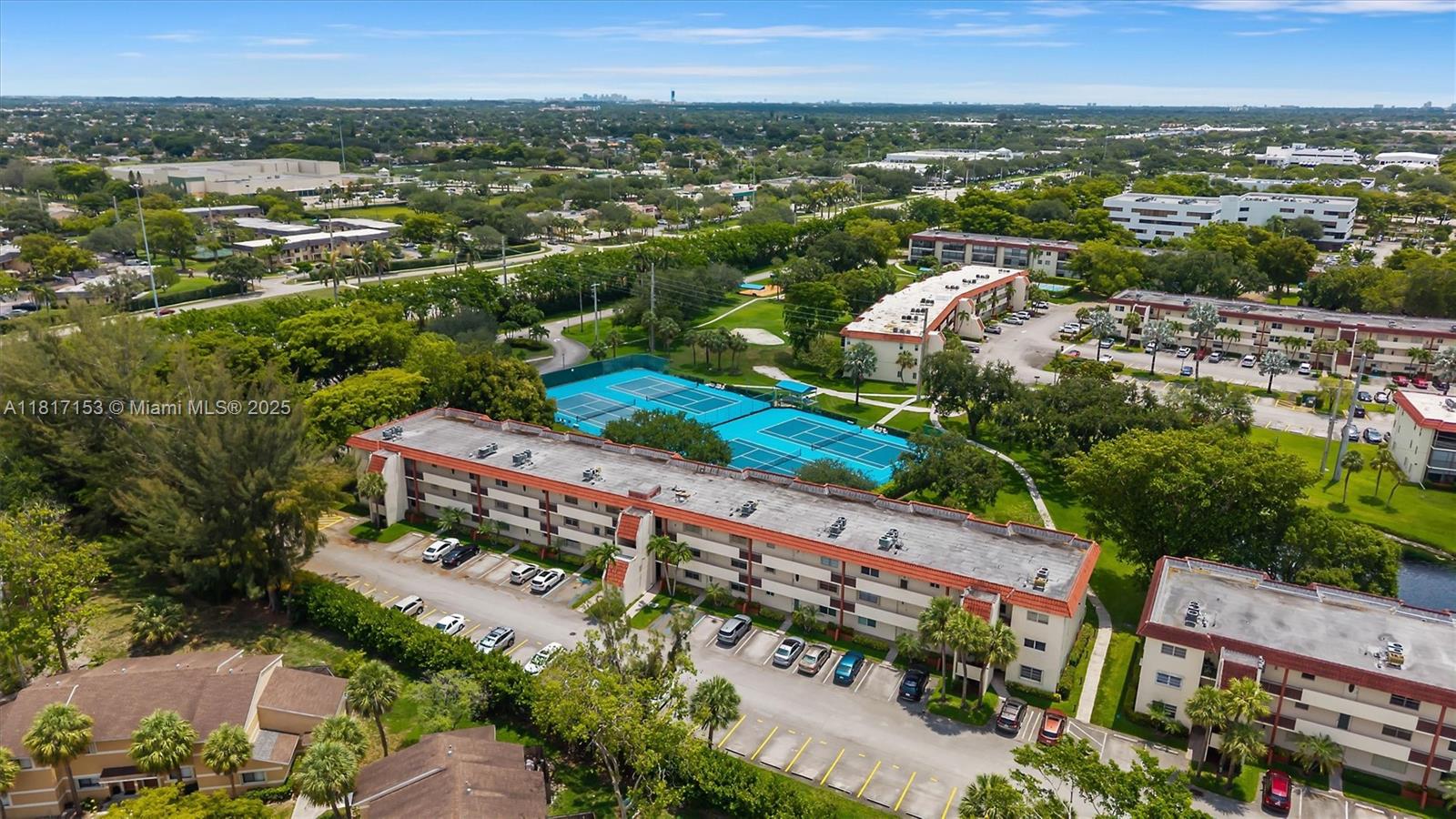 150 S Hollybrook Ter #201, Pembroke Pines, Florida image 27