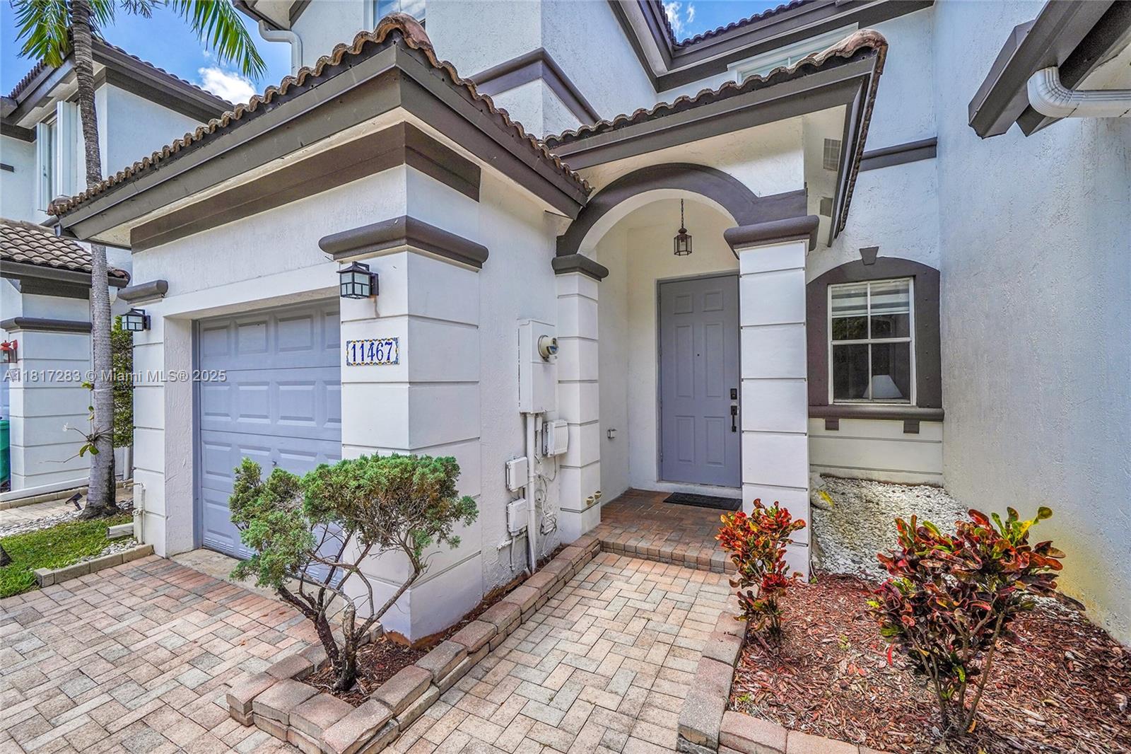 Property photo # 0