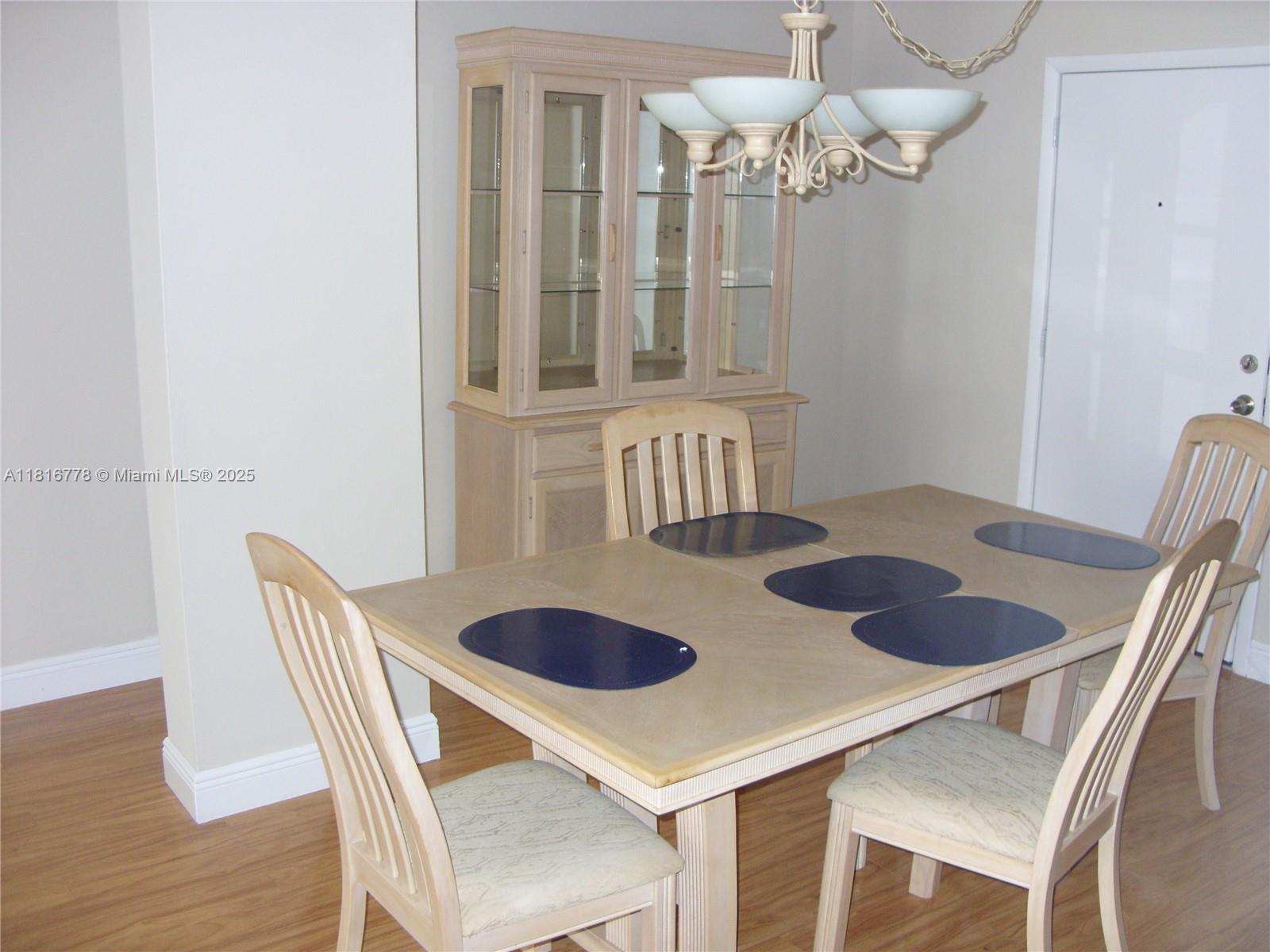 Residential, Hallandale Beach, Florida image 9