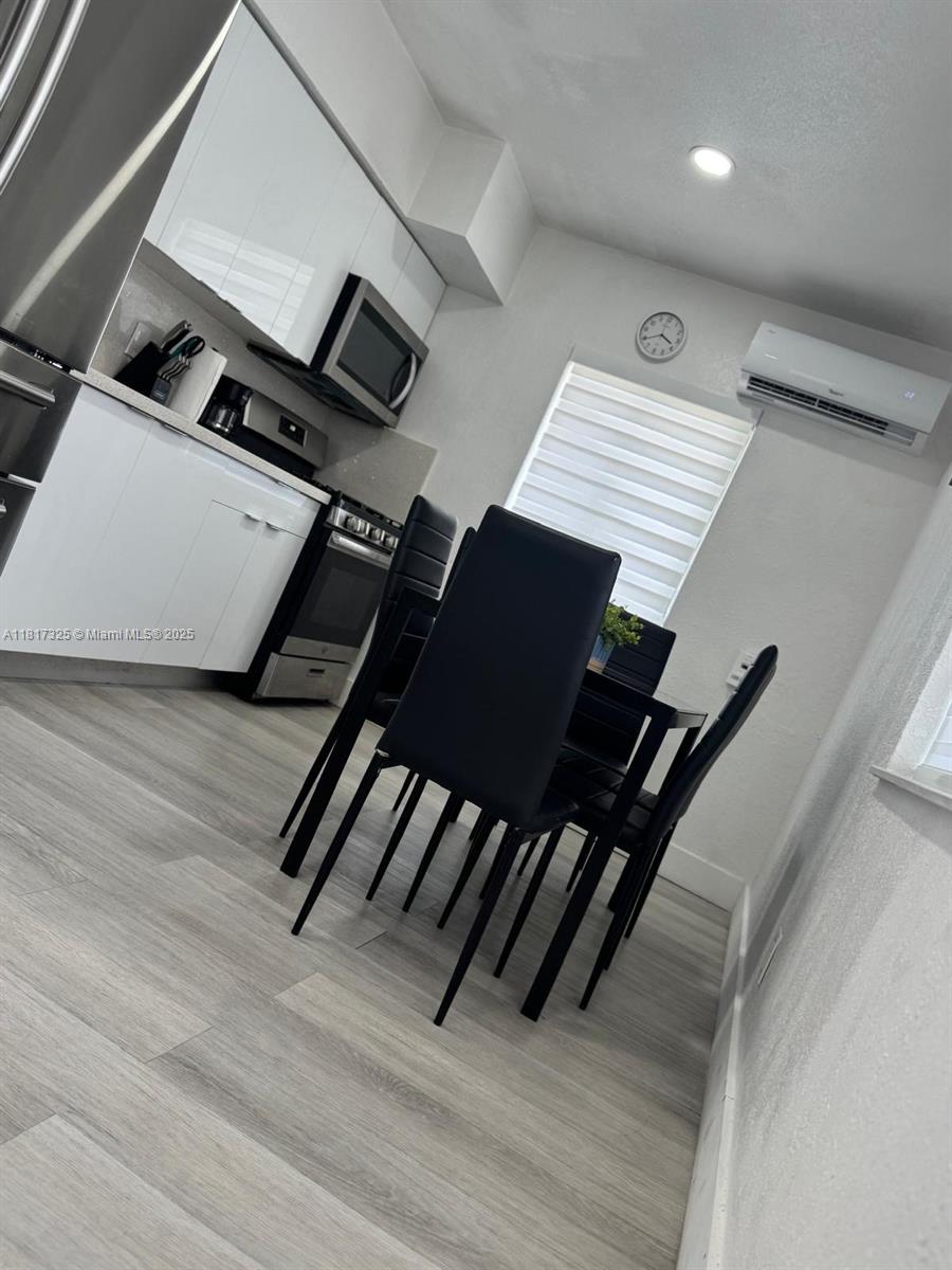 251 NW 57th Ave, Miami, Florida image 9