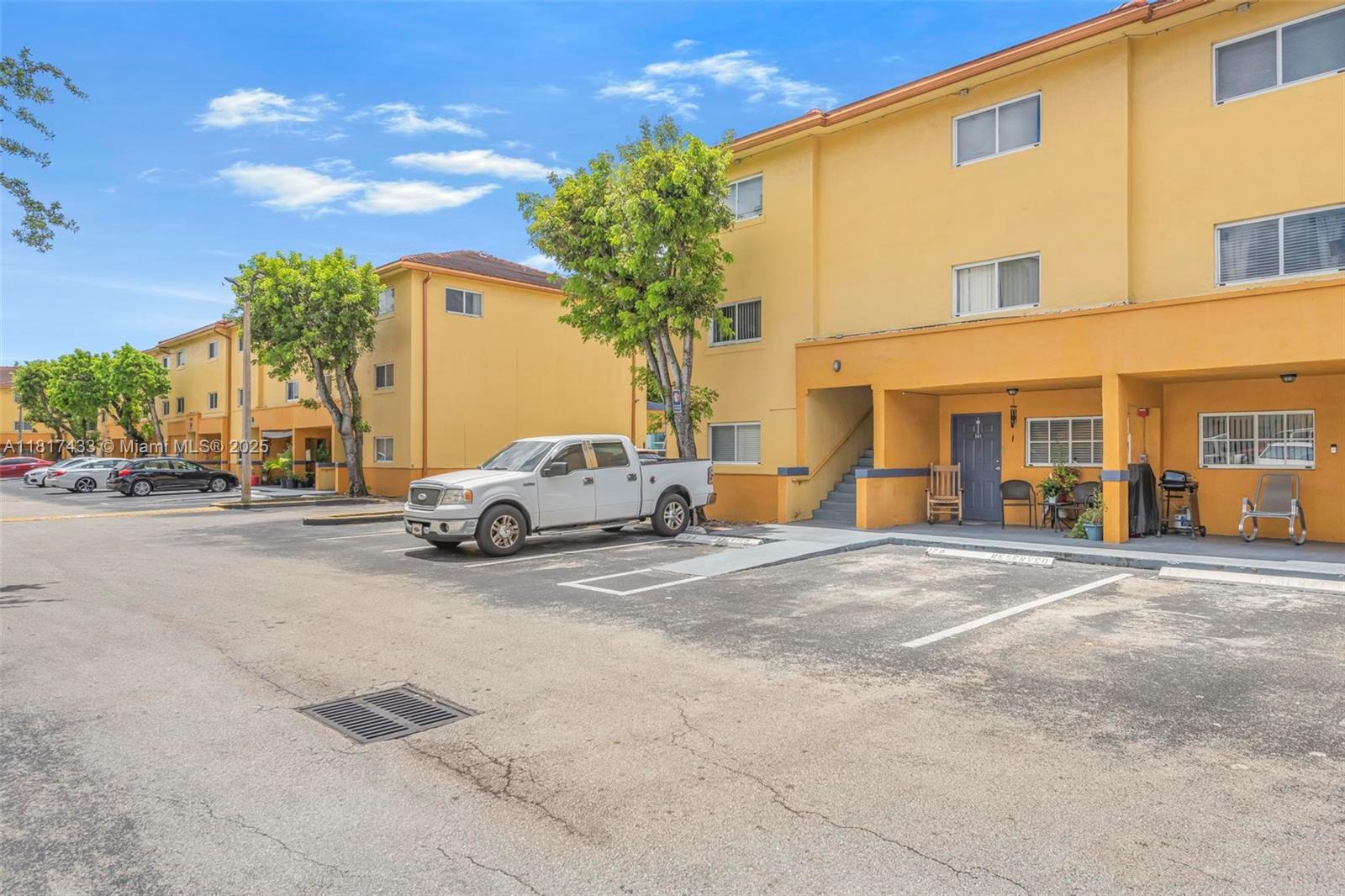 Property photo # 9