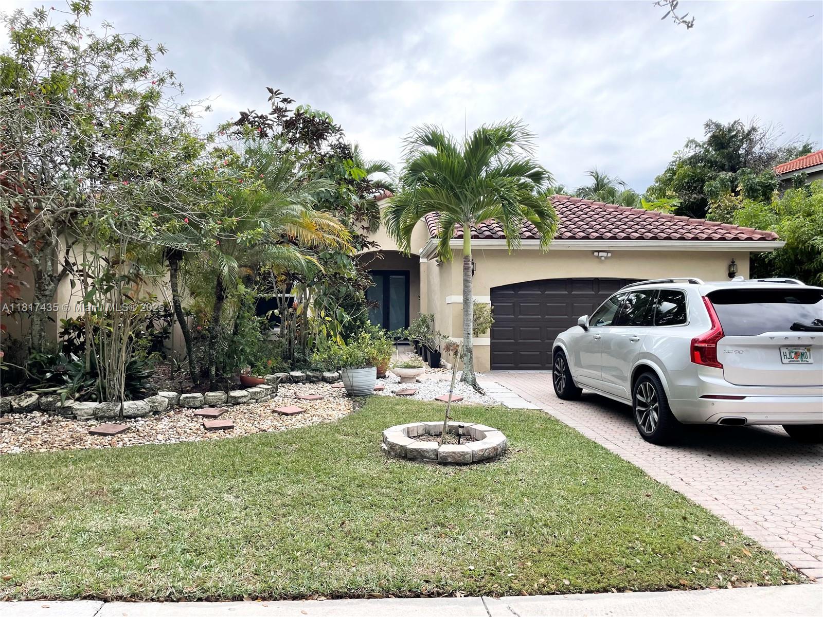 523 Stonemont Dr, Weston, Florida image 1