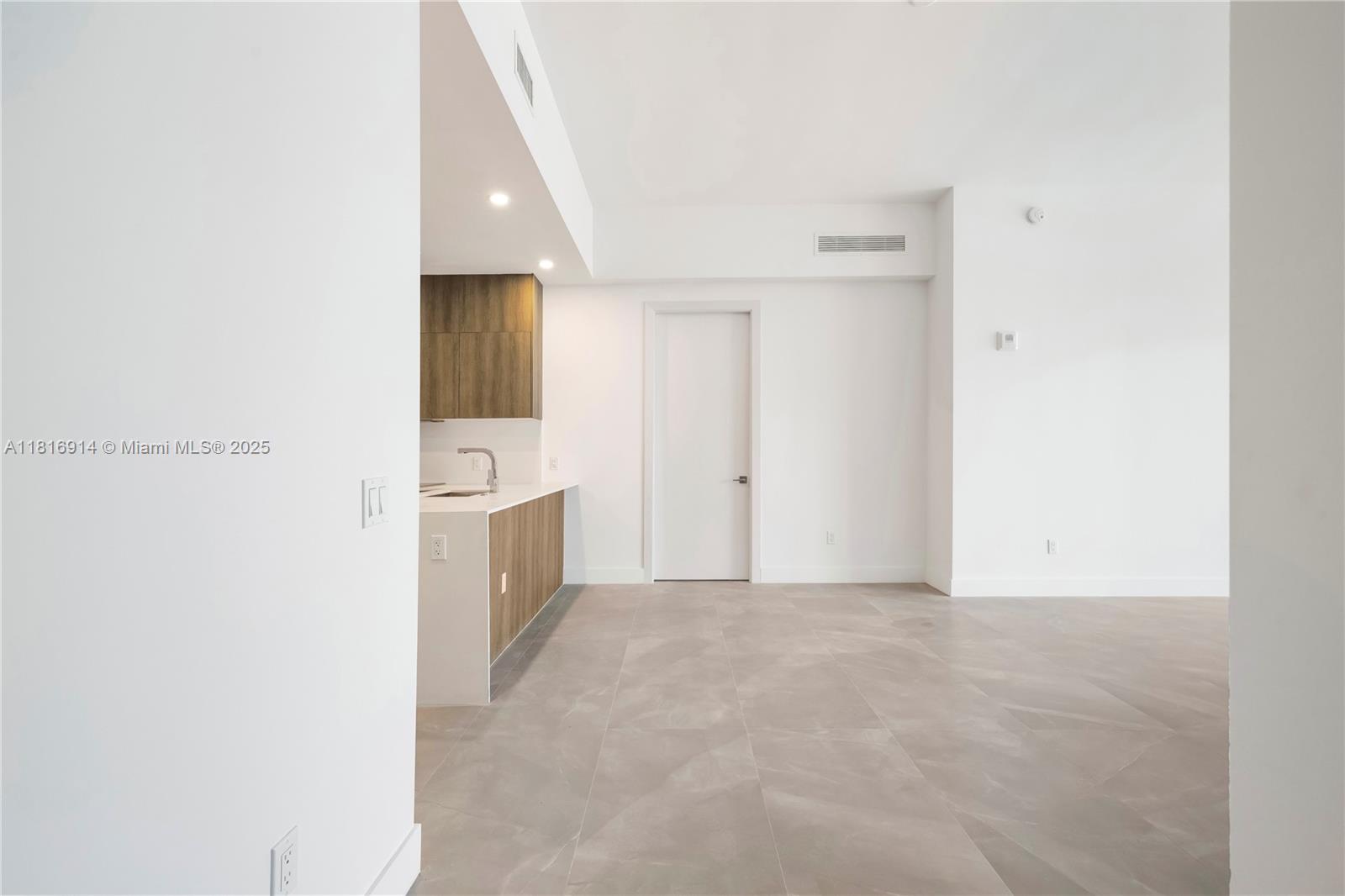 17550 Collins #1604, Sunny Isles Beach, Florida image 9